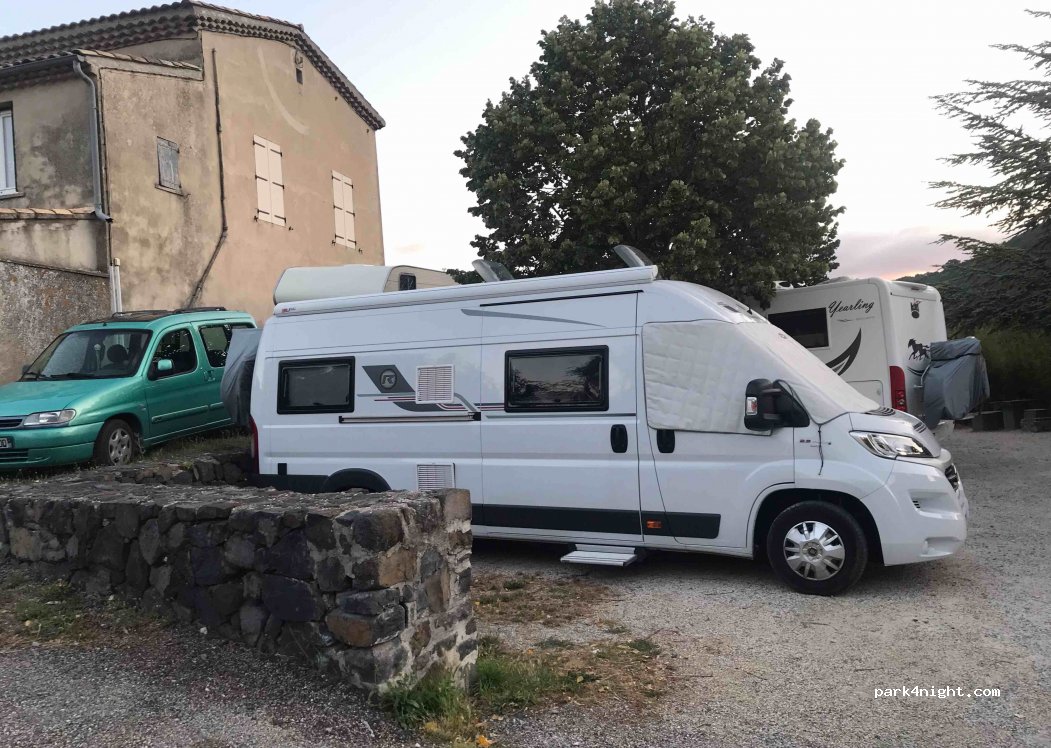 (07400) Sceautres - Le Village de Sceautres — foto