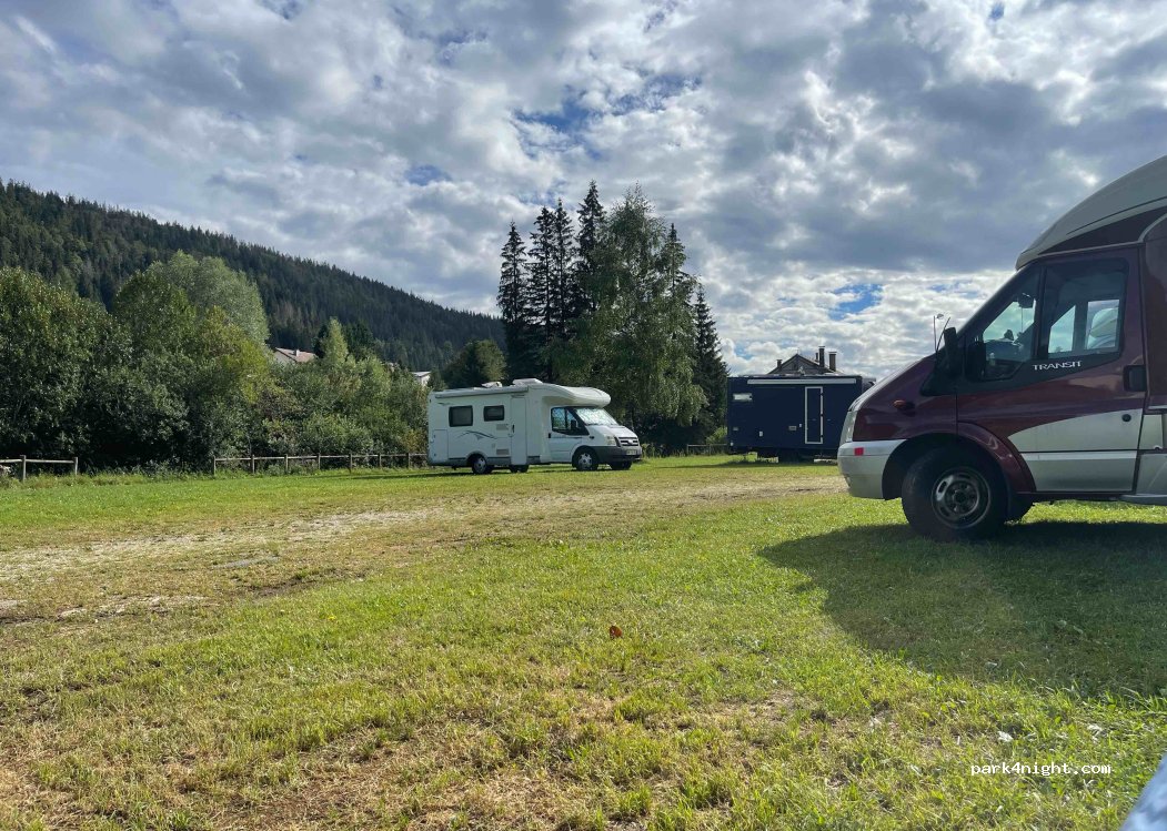 Aire de Camping Car de L'Églantine — foto 3