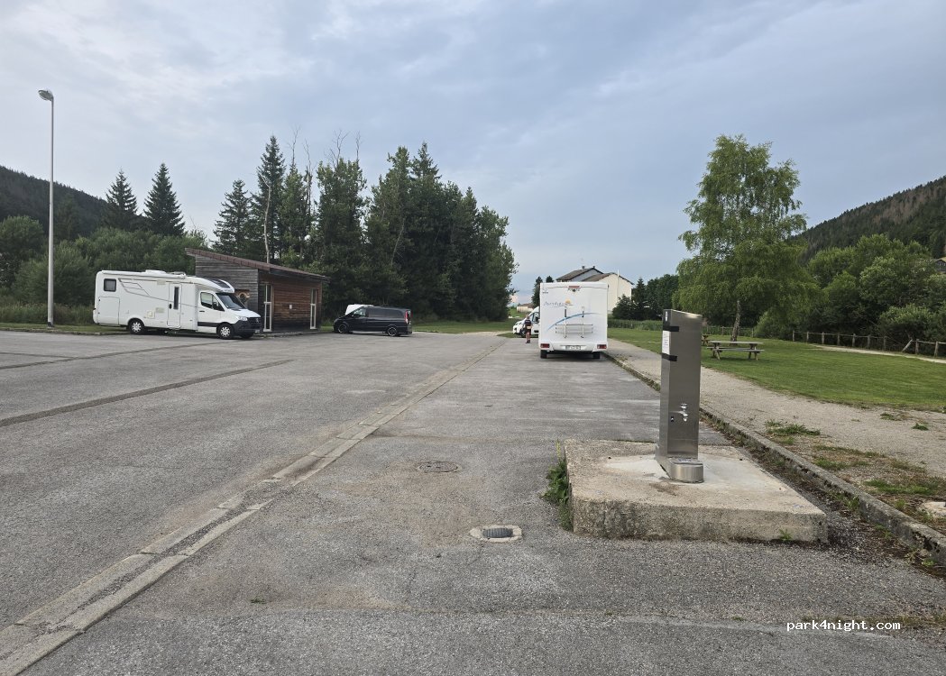 Aire de Camping Car de L'Églantine — foto 5