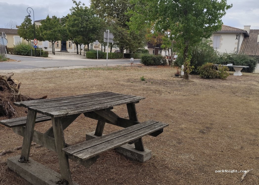 (33430) Le Nizan - Le Bourg-Est — foto 4