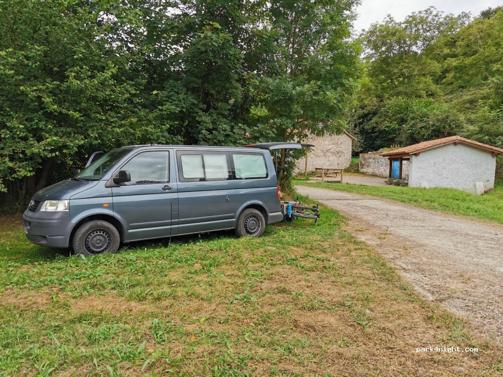 (33312) Villaviciosa - 3 Caserio Santi — foto