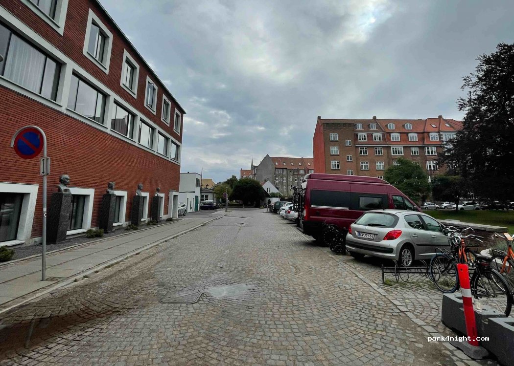 Mølleparken Parkeringsplads — foto 2