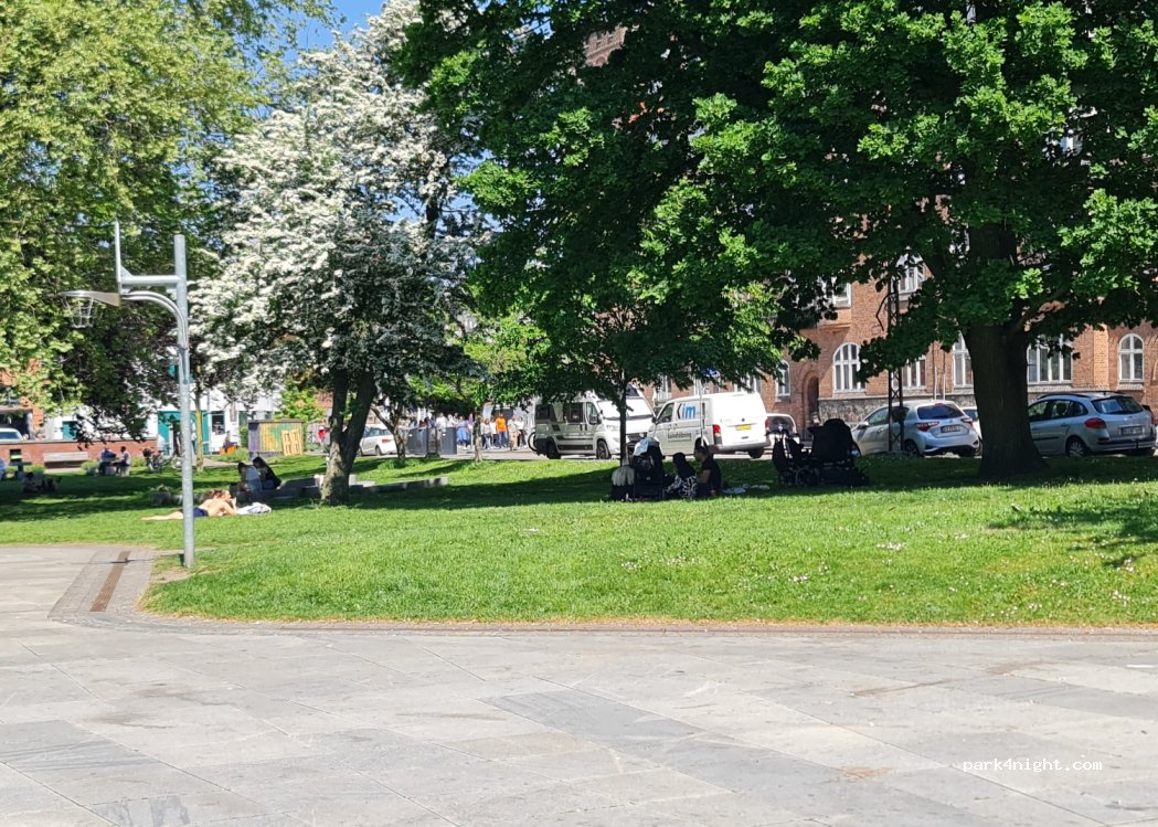 Mølleparken Parkeringsplads — foto 3