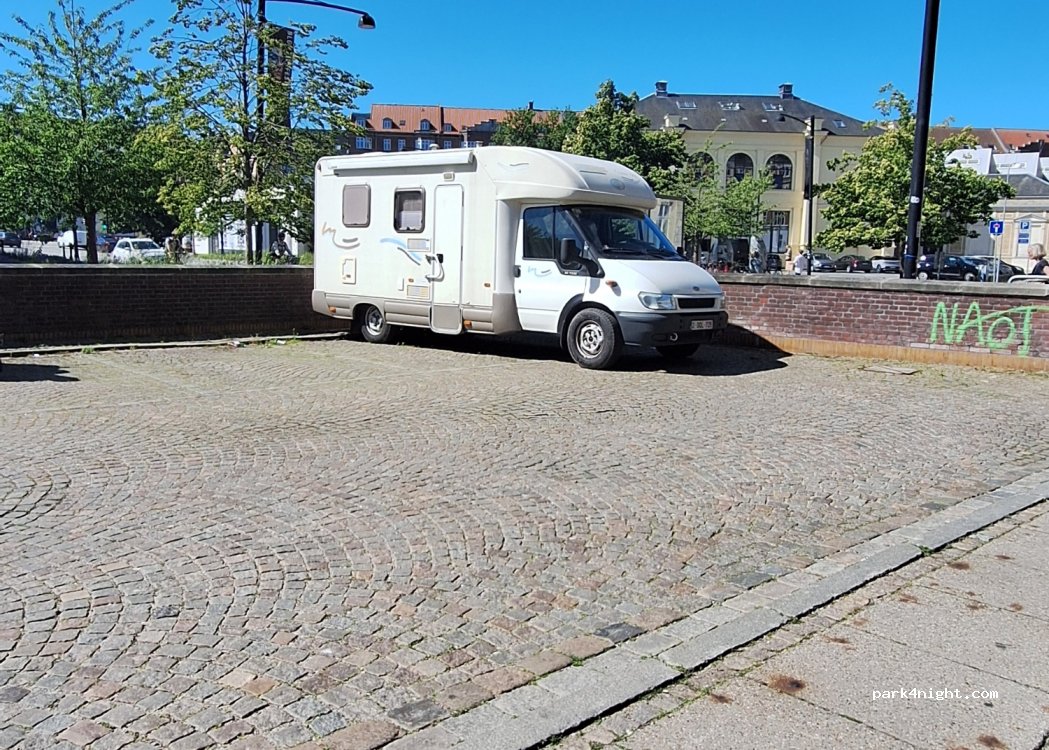 Mølleparken Parkeringsplads — foto 4
