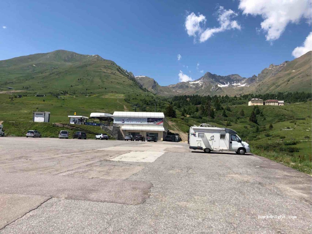 (38029) Passo del Tonale - 35 Via Circonvallazione — foto