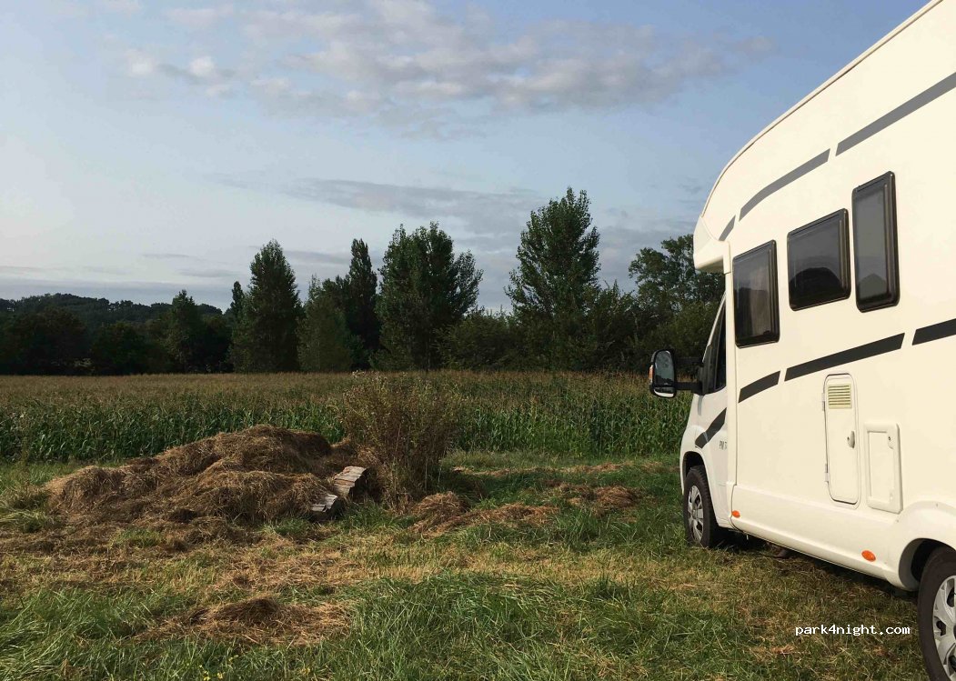 (82230) Verlhac-Tescou - Unnamed Road — foto 3