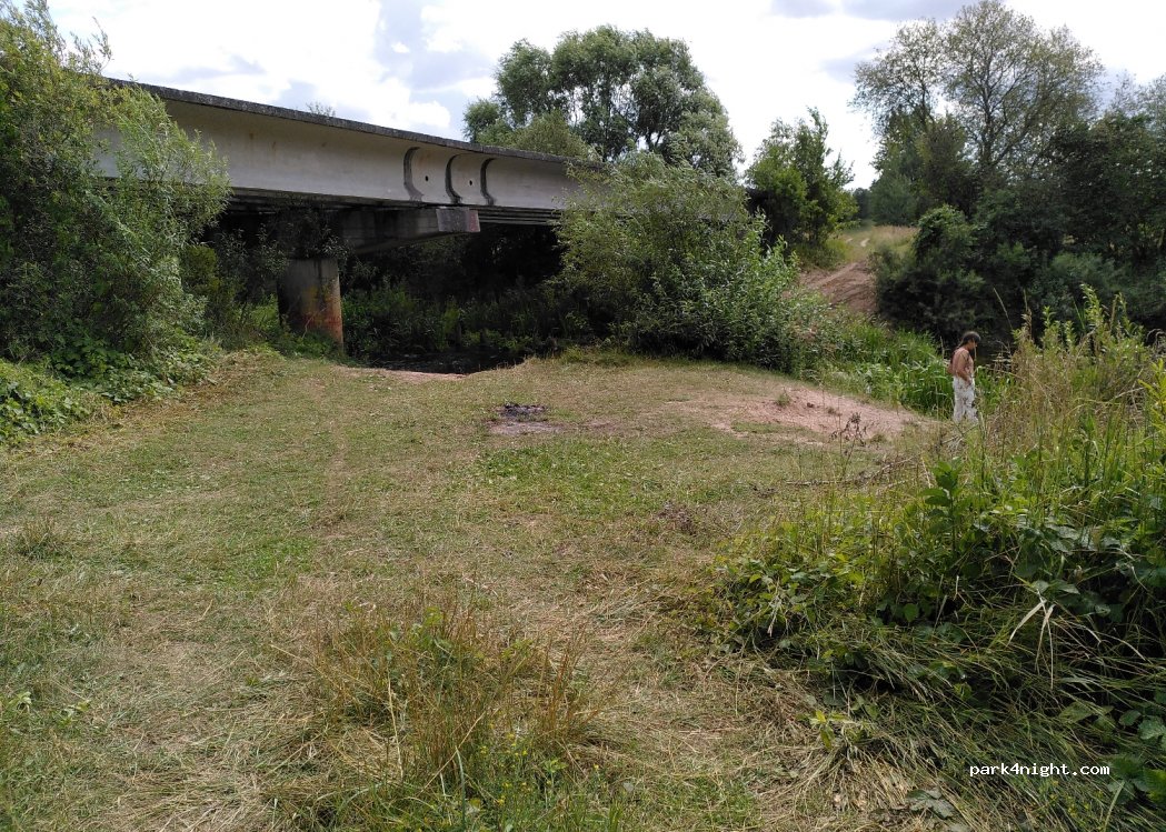 (3120) Kandava - Unnamed Road — foto