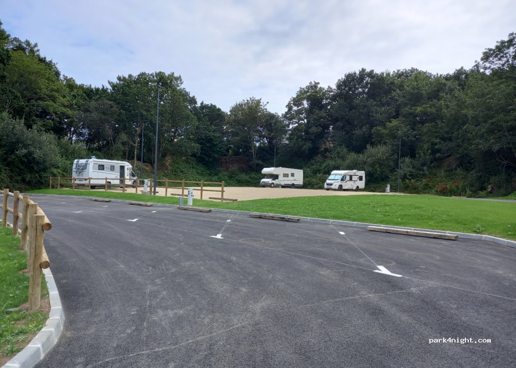Aires der Camping Car Crozon Poulpatre — foto