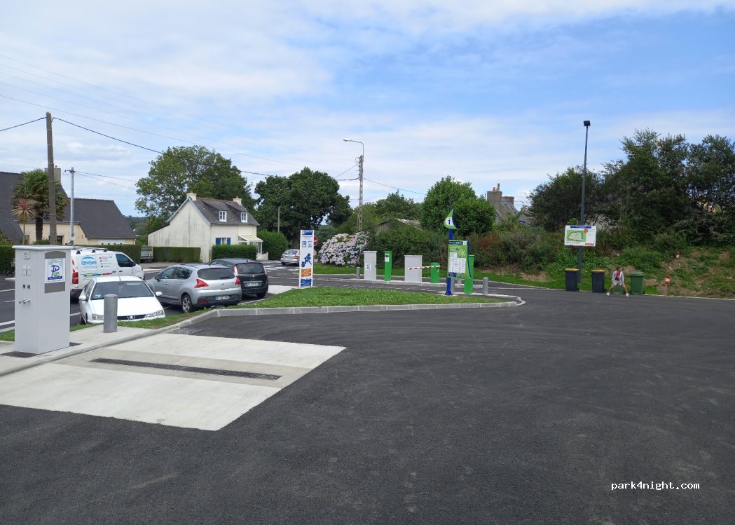 Aires der Camping Car Crozon Poulpatre — foto 2