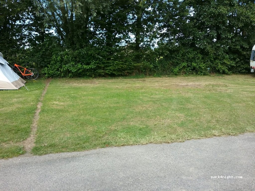 Camping Les Clos Fleuris — foto