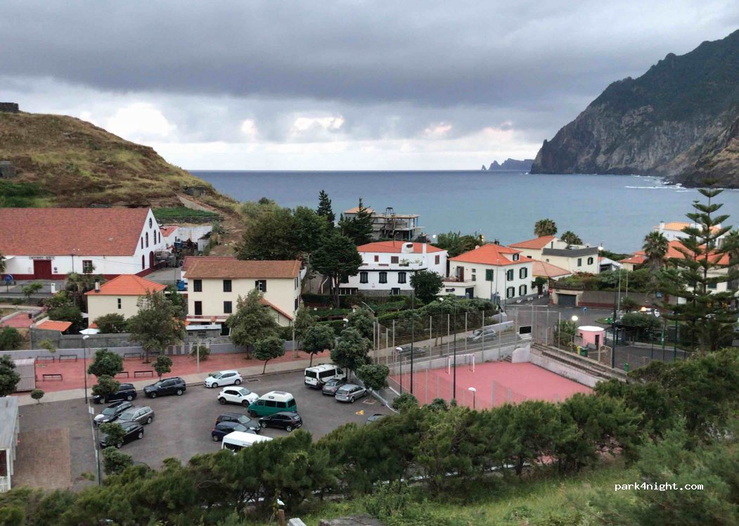 (9225) Porto da Cruz - 7 Rua Doutor João Abel de Freitas — foto