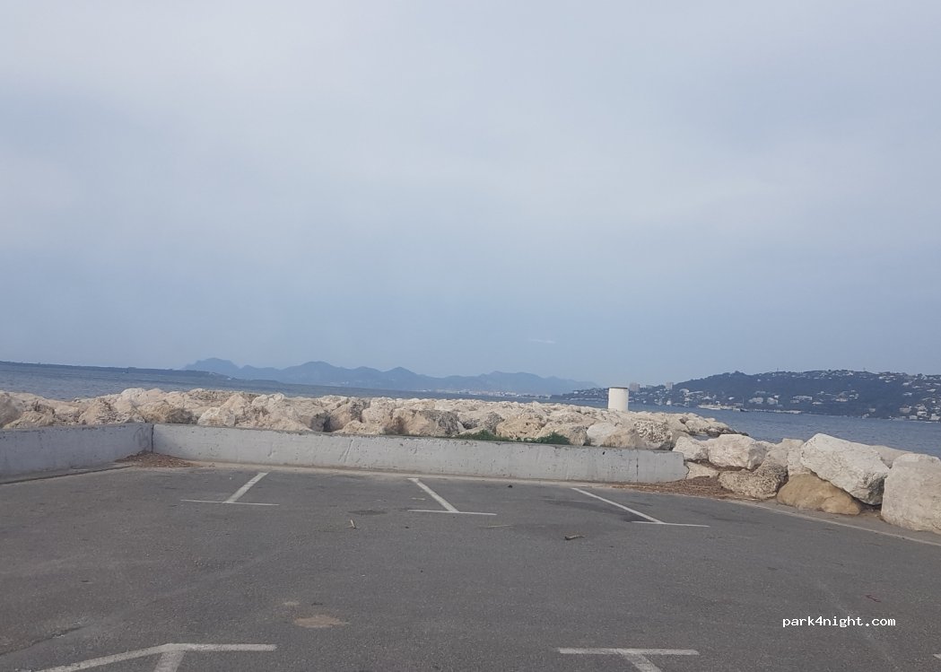 (06600) Antibes - 30 Boulevard Maréchal Juin — foto 2