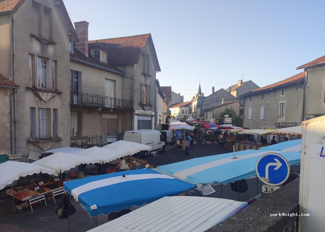 (24360) Piégut-Pluviers - 43 Rue des Alliés — foto 4