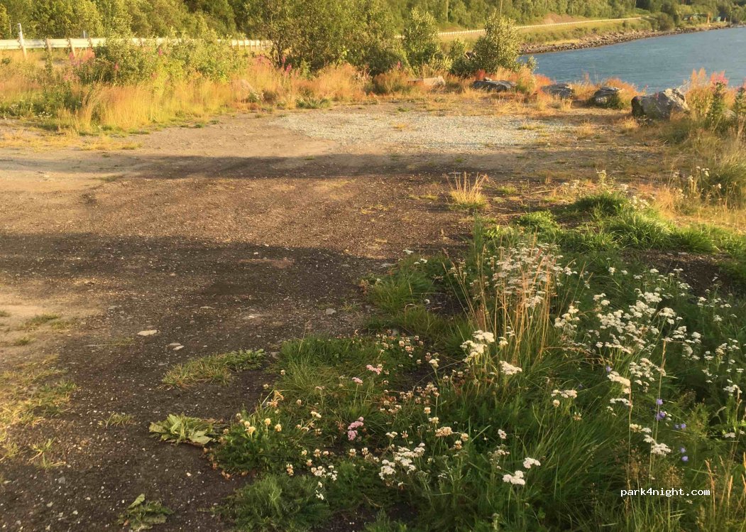 (9046) Storfjord - Europavei 8 — foto