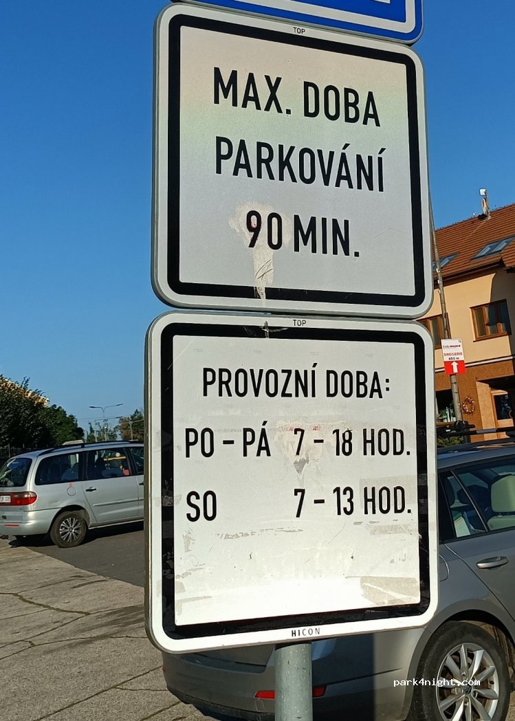 (691 23) Pohořelice - 72 náměstí Svobody — foto 2