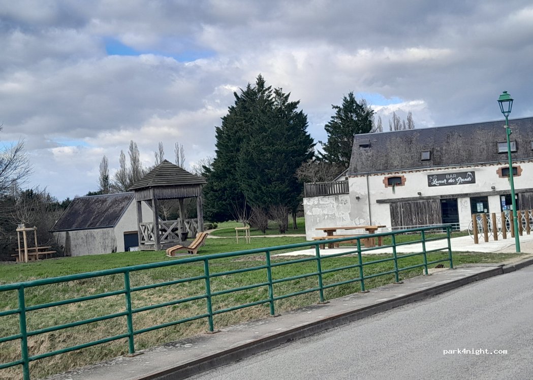 (45530) Sury-aux-Bois - 4 Route de Combreux — foto 3
