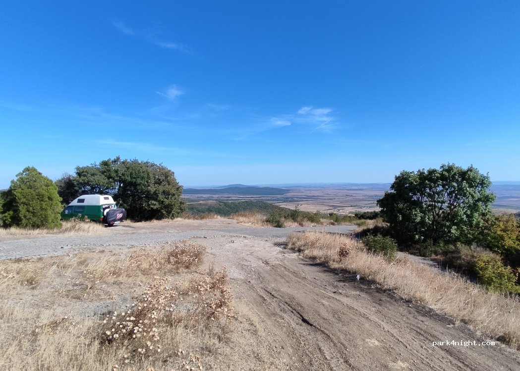 (5873) Pobeda - Unnamed Road — foto