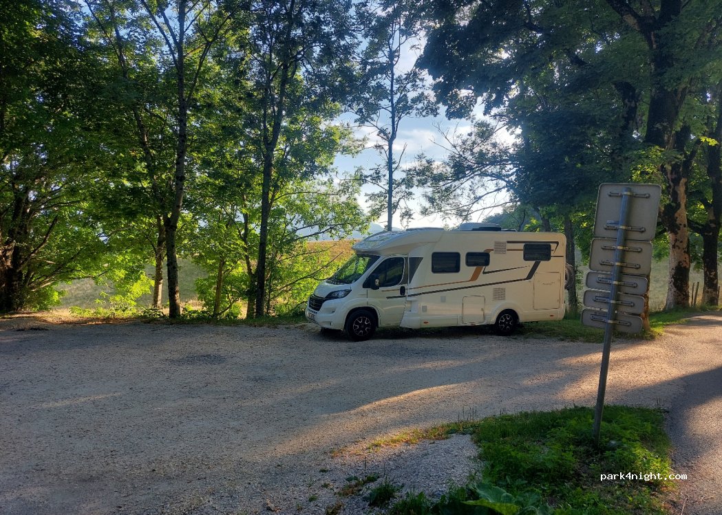 (38340) Voreppe - 4581 Route de Chalais — foto