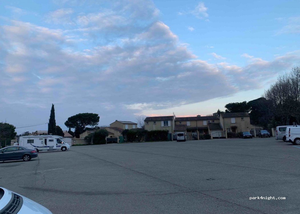 (13570) Barbentane - 20 D77B — foto