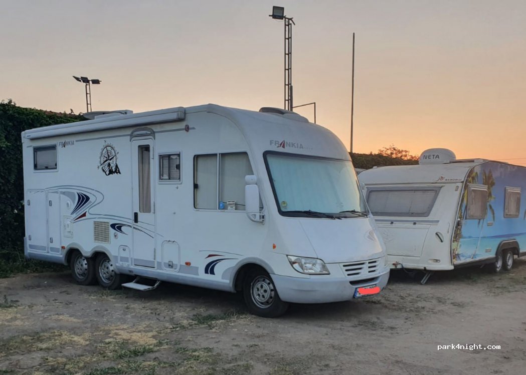 caravanparkizmir — foto 2
