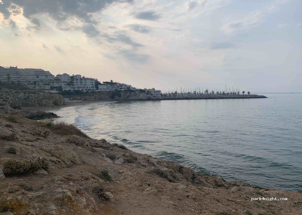 (08870) Sitges - 3B Urbanització Aiguadolc i 12 — foto 2