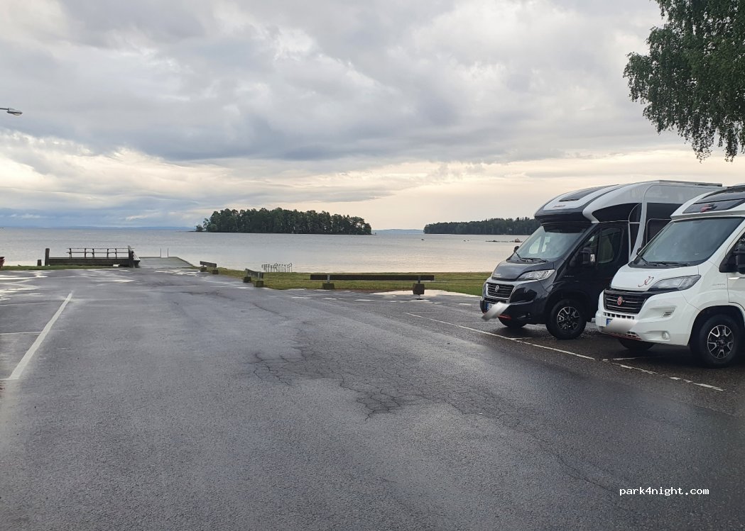 (546 32) Karlsborg - 1 Brogatan — foto 2