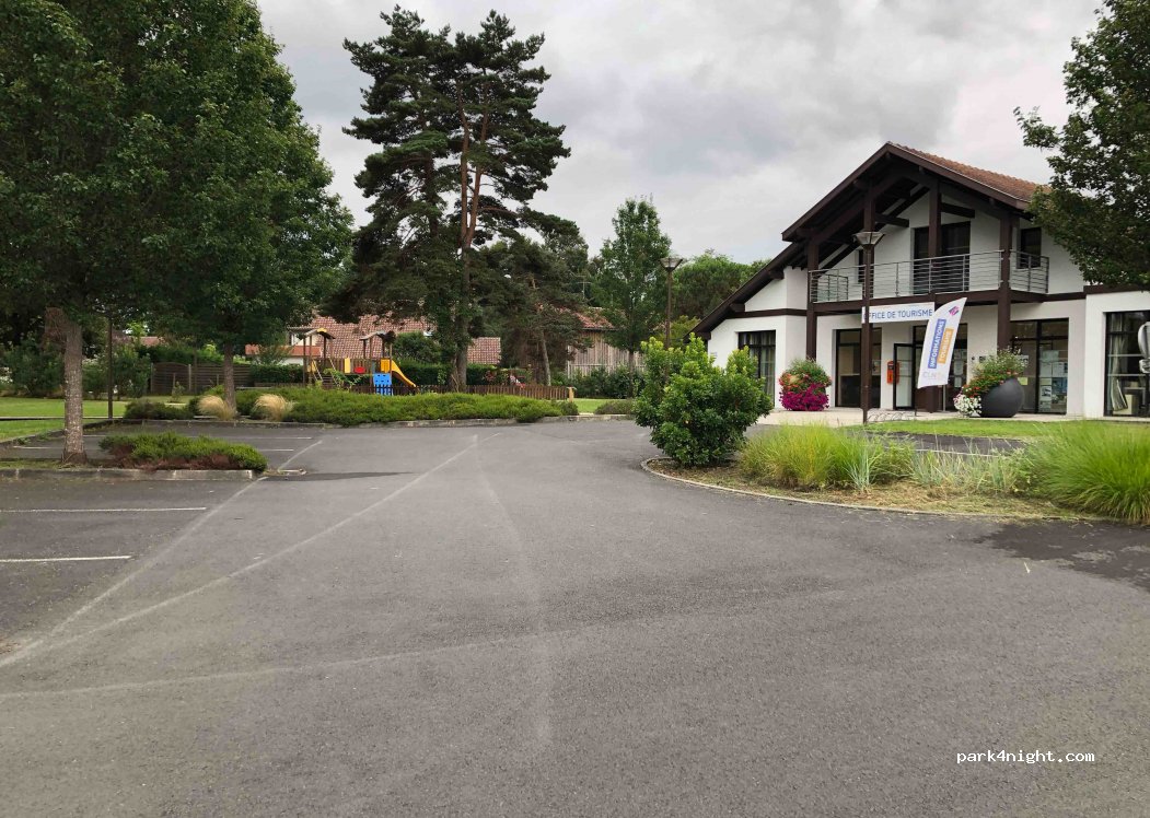 (40170) Saint-Julien-en-Born - 201 Route des Lacs — foto