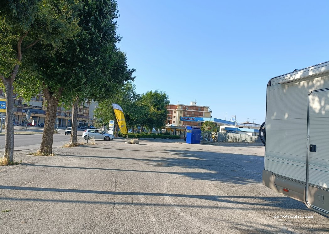 (71042) Cerignola - 6 Via dei Salici — foto 2