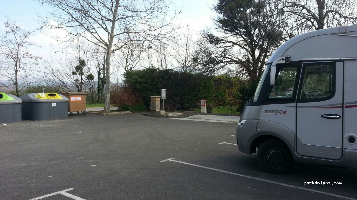 (26450) Charols - Place Carrovalis — foto