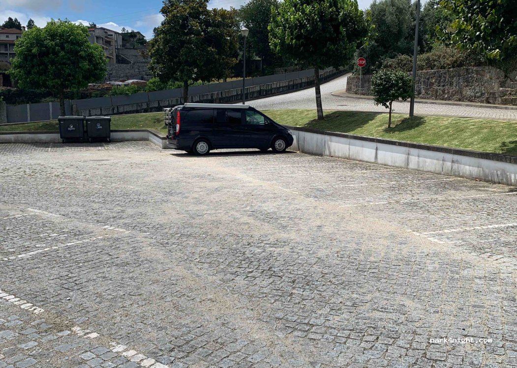 (4715) Braga - Av. da Igreja — foto
