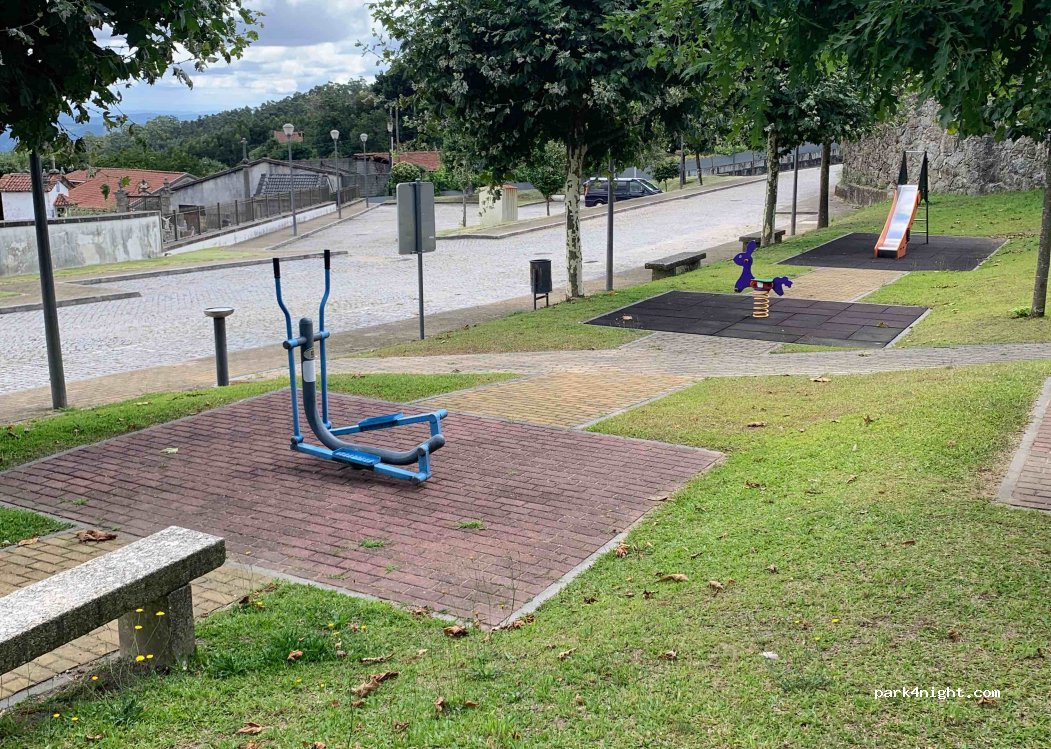 (4715) Braga - Av. da Igreja — foto 2
