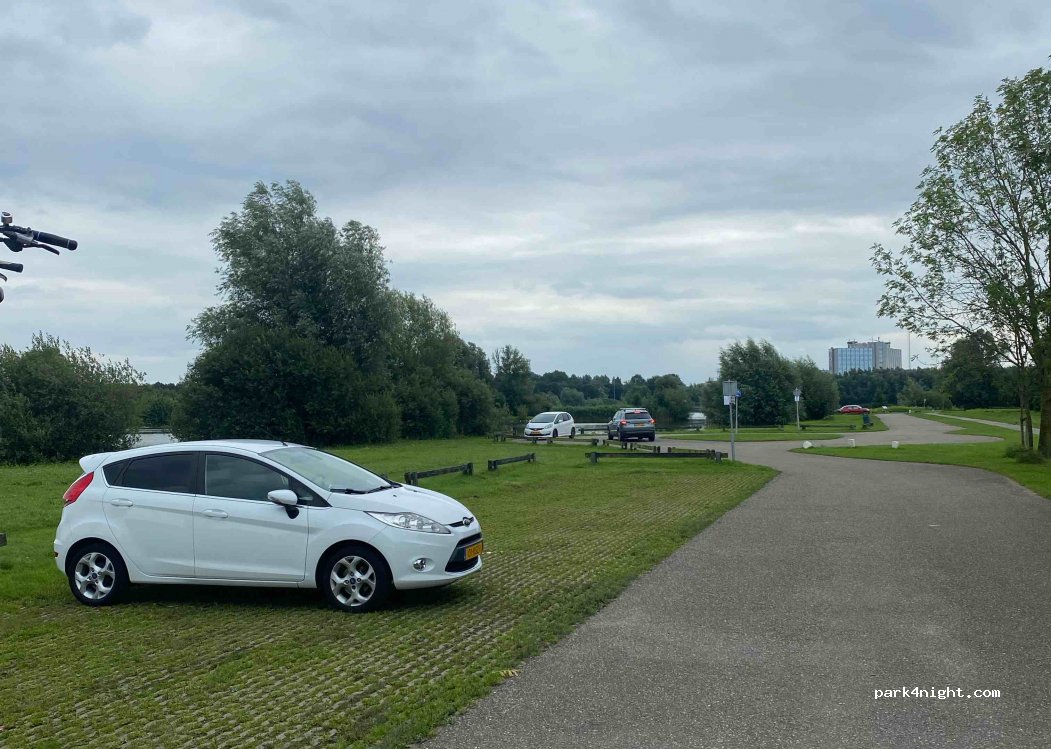 (3402 GJ) IJsselstein - 9 Aquamarijnpad — foto 2