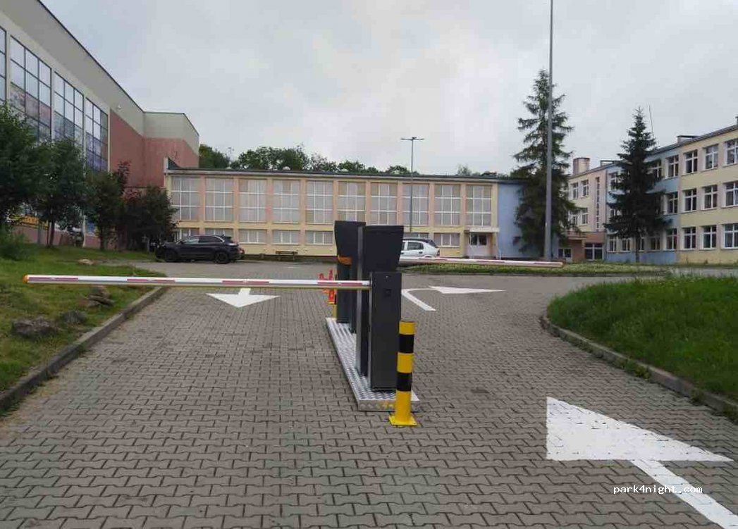 (57-300) Kłodzko - 4 Jana Pawła II — foto