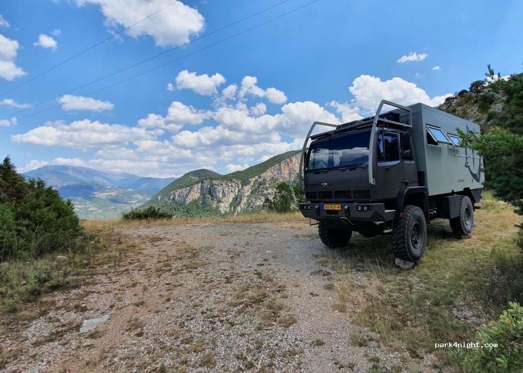 (25795) Les Valls d'Aguilar - LV-4001 — foto