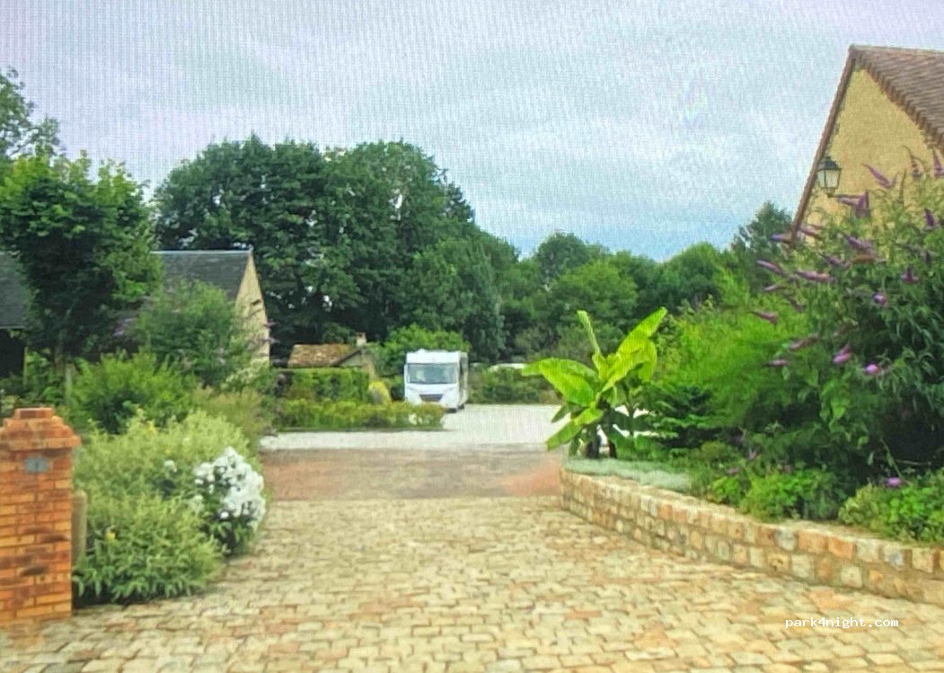 (72540) Crannes-en-Champagne - 3 Rue des Tavernes — foto