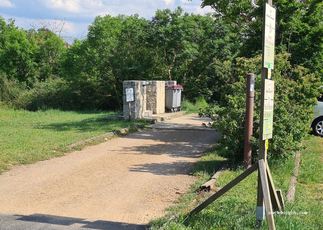 Aire de camping-cars La Moulerette — foto 2