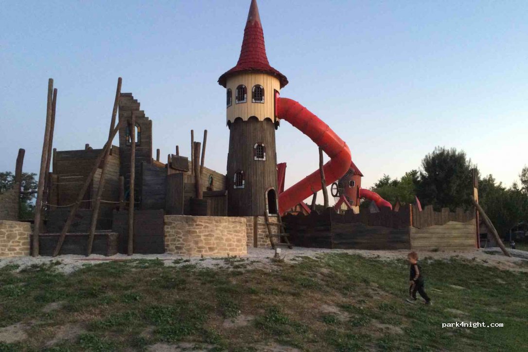 Camping Capfun Paradis de Bazas — foto