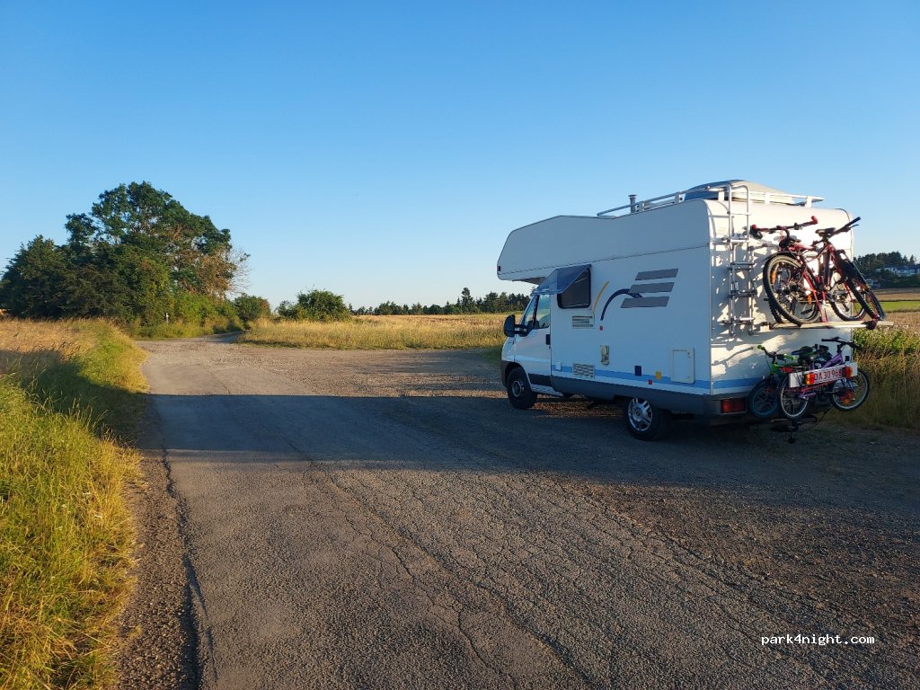 (95182) Döhlau - 32 Hofer Weg — foto
