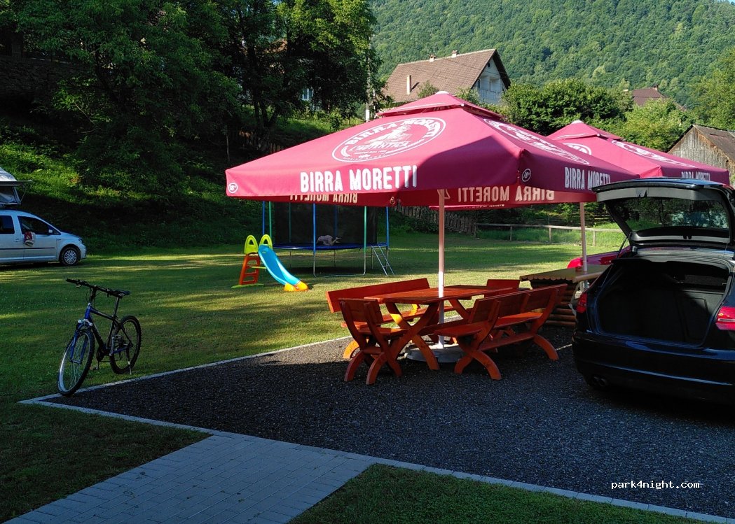 (517781) Mărtinie - 48 Strada Obrejii — foto 2