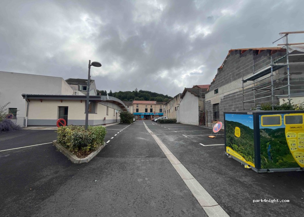 (63380) Pontaumur - 5 Rue du Got — foto 2