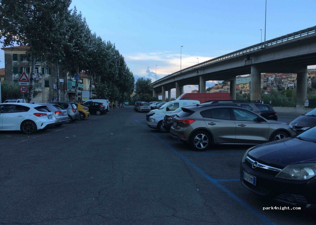 (18039) Ventimiglia - 32 Via Tenda — foto 2