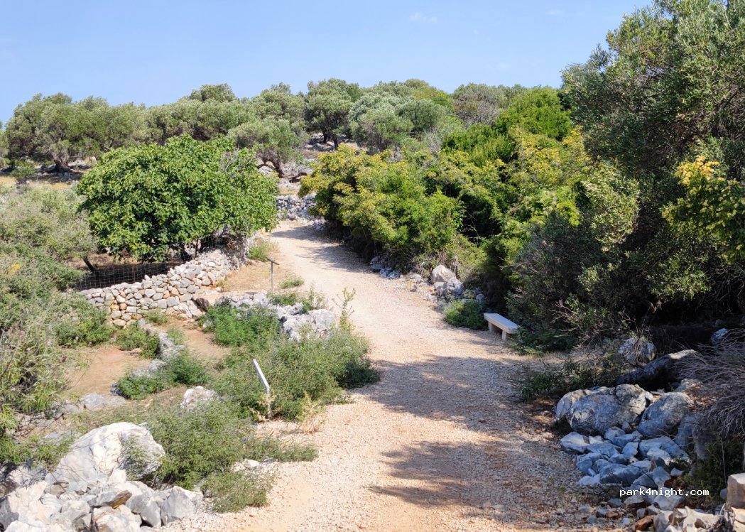 (53294) Lun - Unnamed Road — foto 2