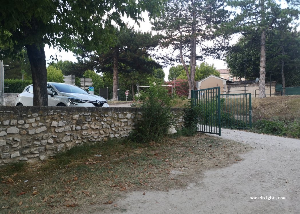 (84110) Vaison-la-Romaine - 1b Avenue Alexandre Blanc — foto 2