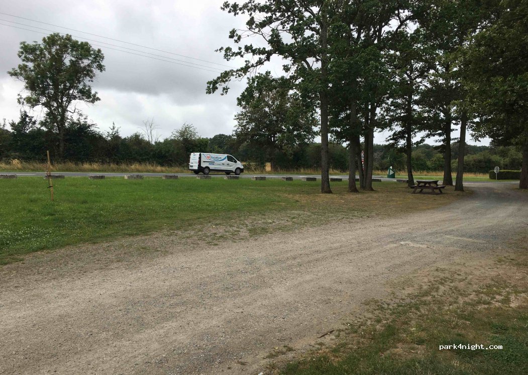 (36160) La Motte-Feuilly - D943 — foto