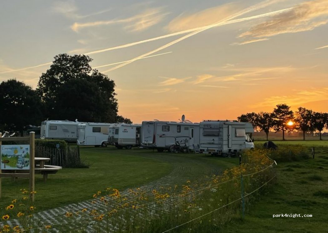 Camperplaats Westerwijtwerd — foto