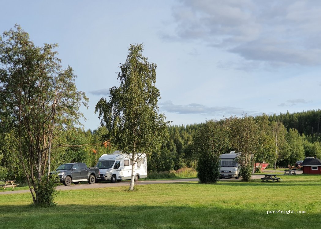 (95698)  - 1 Mackvägen — foto