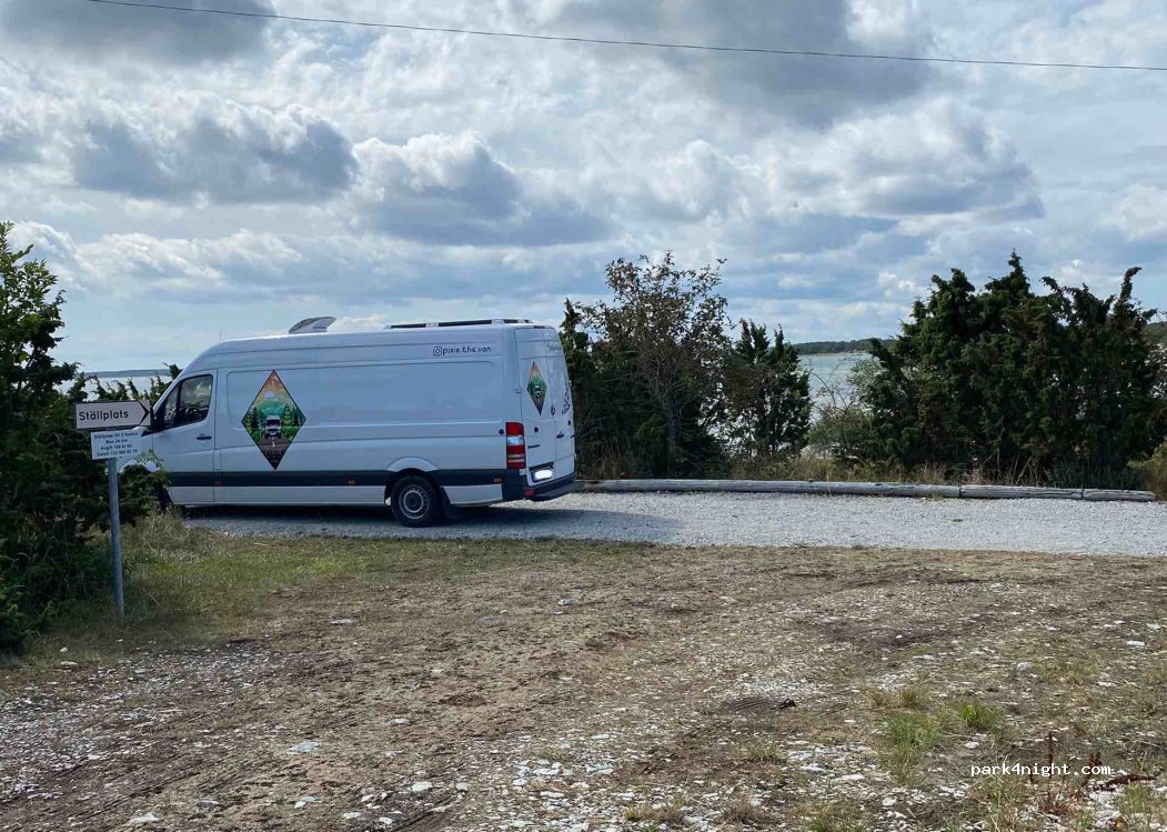 (624 66)  - 1139 FÅRÖ LILLA HOBURGA — foto 2
