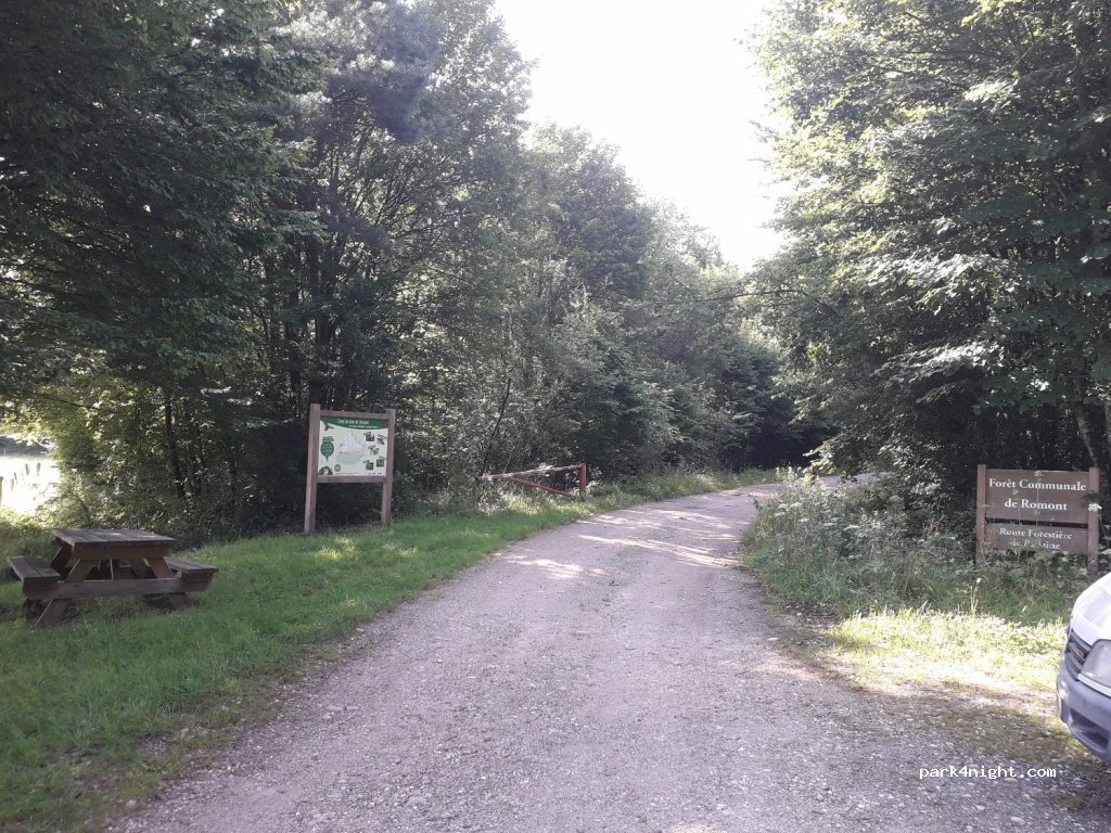 (88700) Romont - 12-24 Rue de la Forêt — foto 2