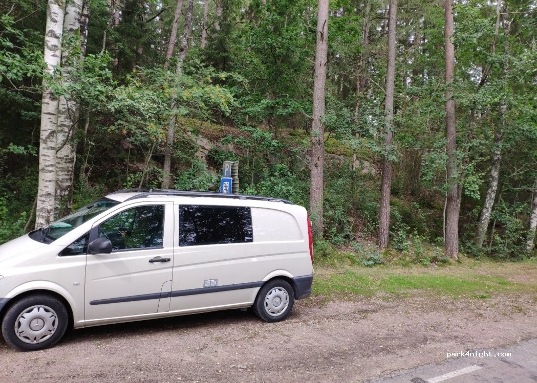 (454 91)  - 300 BRASTADS-BACKA — foto