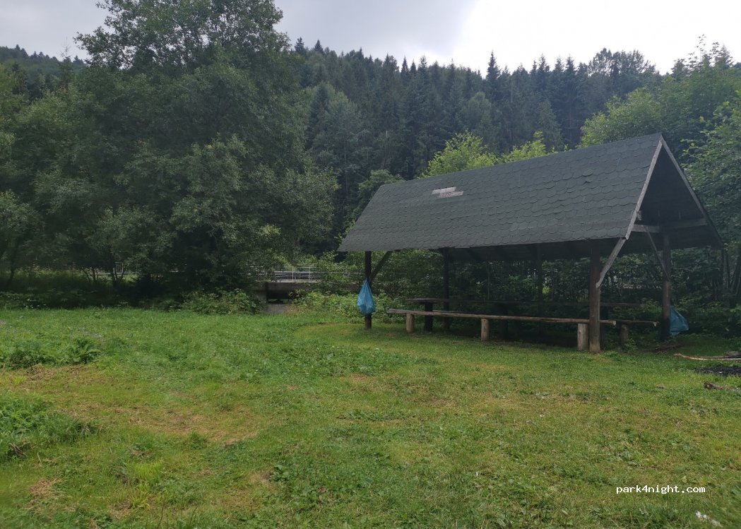 (33-383) Tylicz - 30 Wolności — foto 2